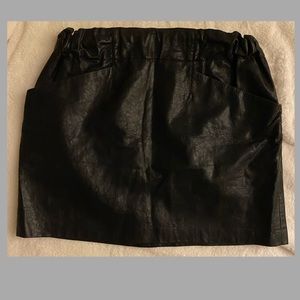 ZARA BASIC SKIRT